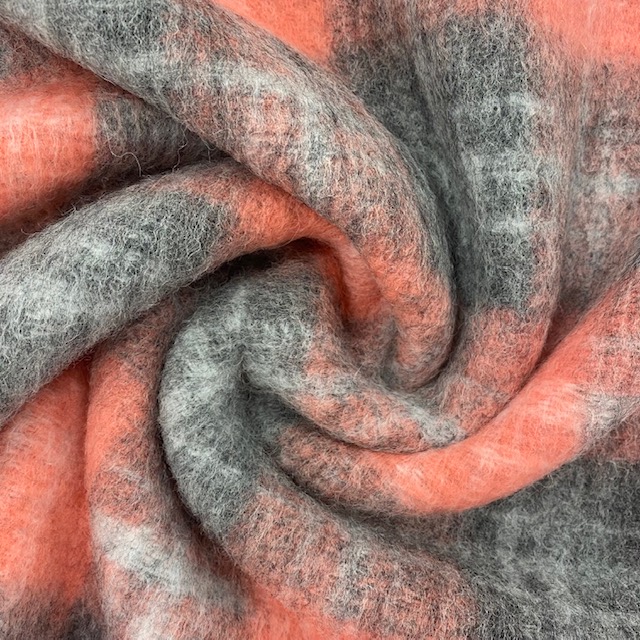 Heavy-Wool Karo, grau/apricot.  Art. 35741